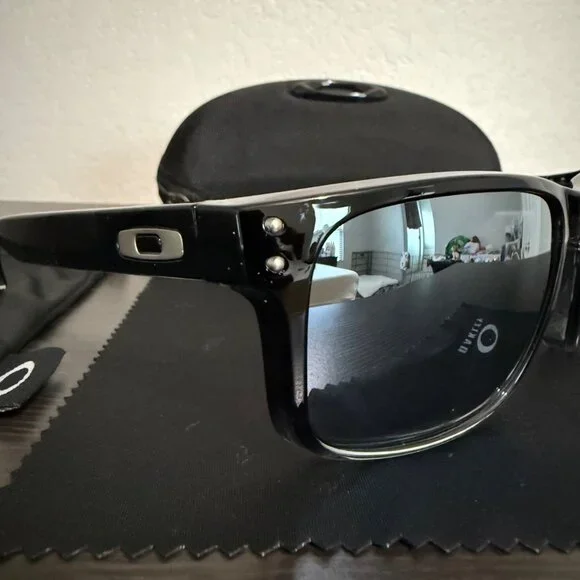 OO9102 Oakley Holbrook Dark Ink Fade Polished Frame Prizm Polarized Sunglasses - Picture 4 of 13
